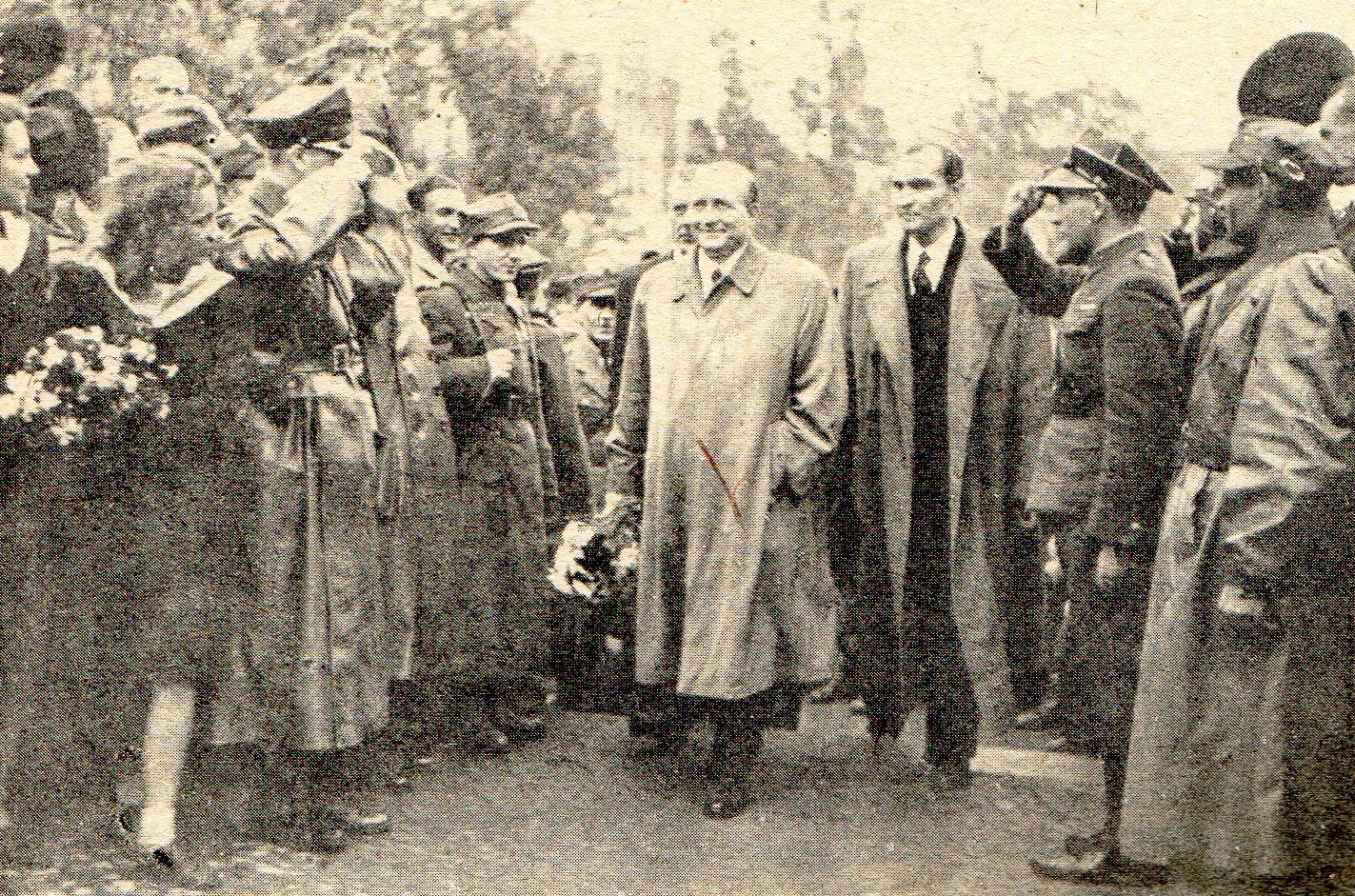 Stanislaw_Mikolajczyk_in_Poznan_(1945r.)